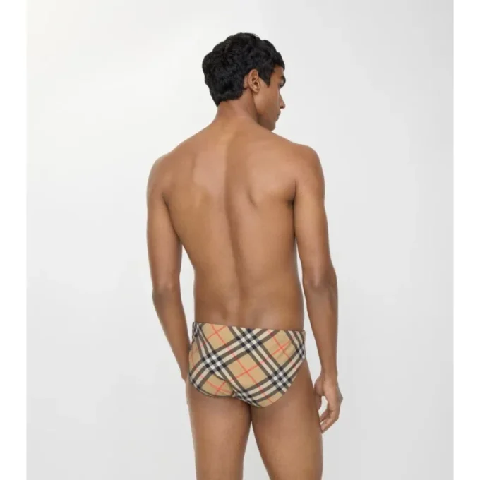 Badehose mit Karomuster