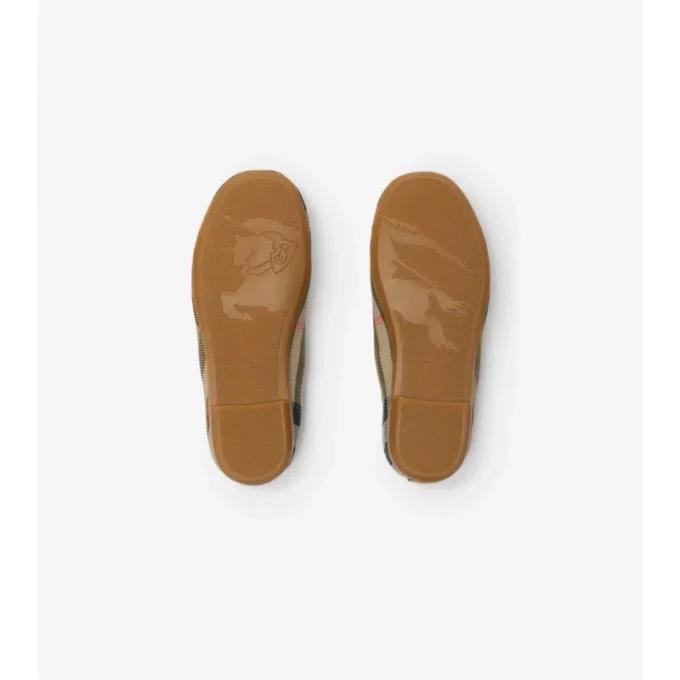 Ballerinas mit Karomuster