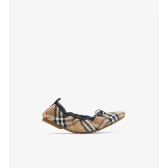 Ballerinas mit Karomuster in Beige