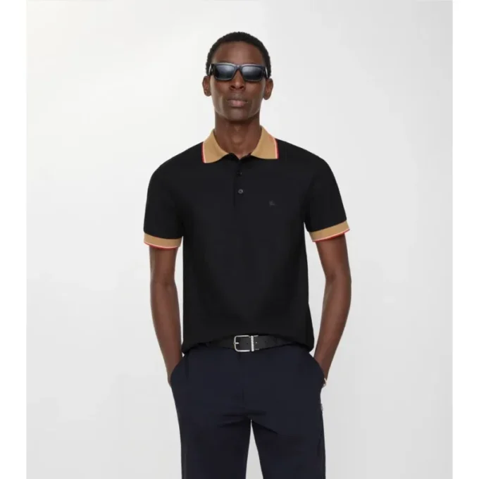 Baumwoll-Poloshirt mit Logo am Kragen