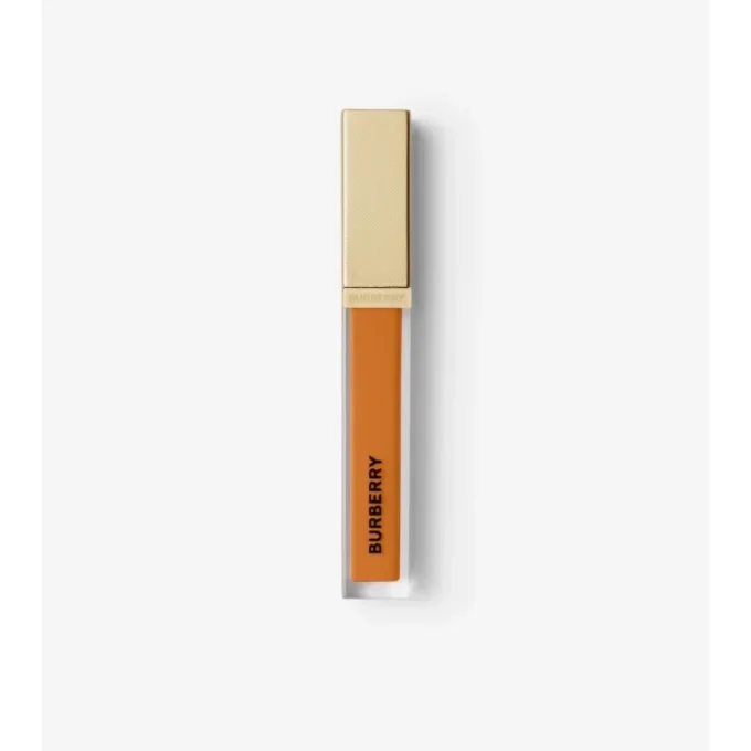 Beyond Wear Perfecting Concealer – 120 Deep Neutral