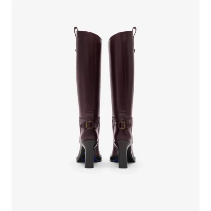 Cavalier-Stiefel mit Absatz aus Leder