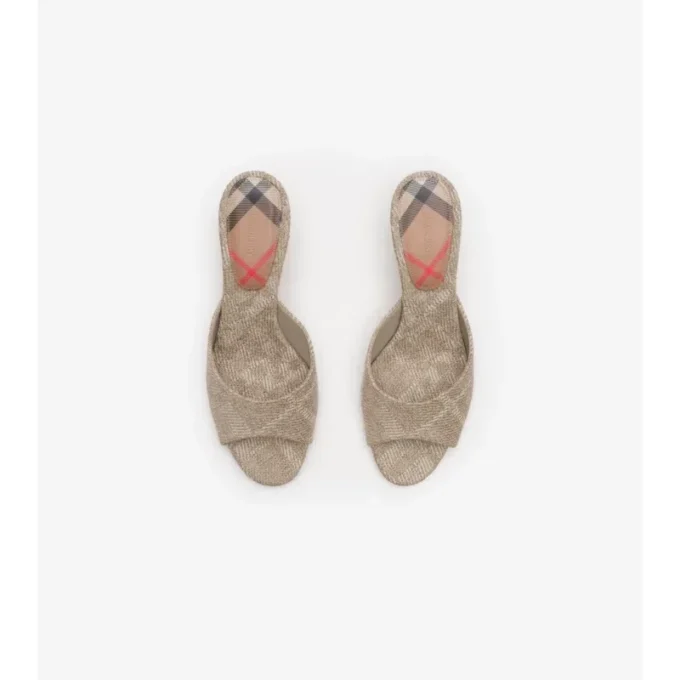 Check Mews Low Sandalen
