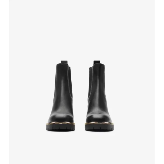Chelsea-Stiefel aus Leder mit Kiesabsatz 