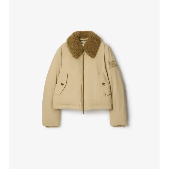 Gabardine-Jacke mit Lammfellkragen