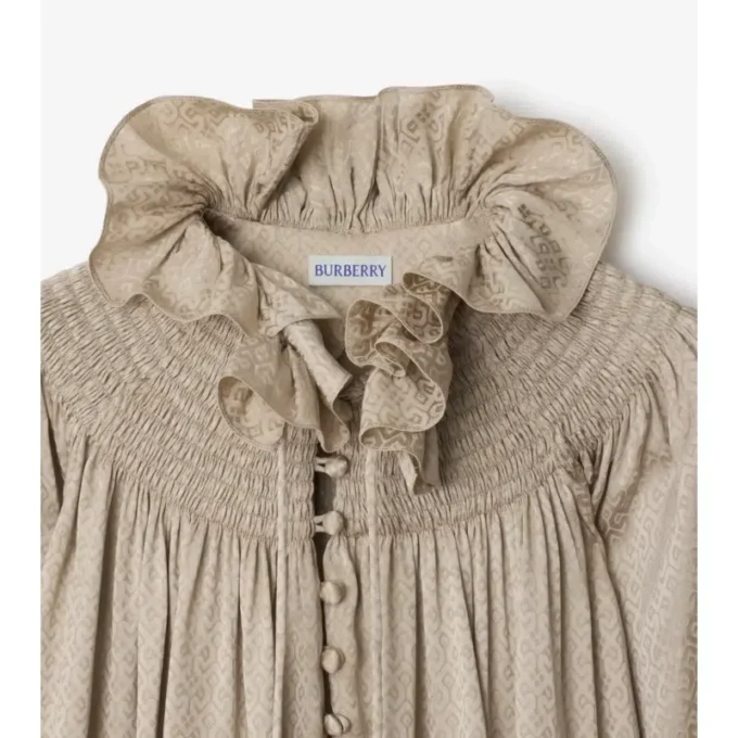 Geometrische Seidenbluse