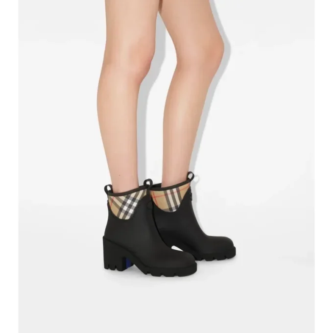 Gummistiefel mit Absatz und Marsh-Stempel