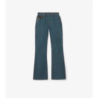 Hoch geschnittene Bootcut-Jeans