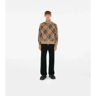Jacke aus Wolle-Mohair-Mischung mit Karomuster