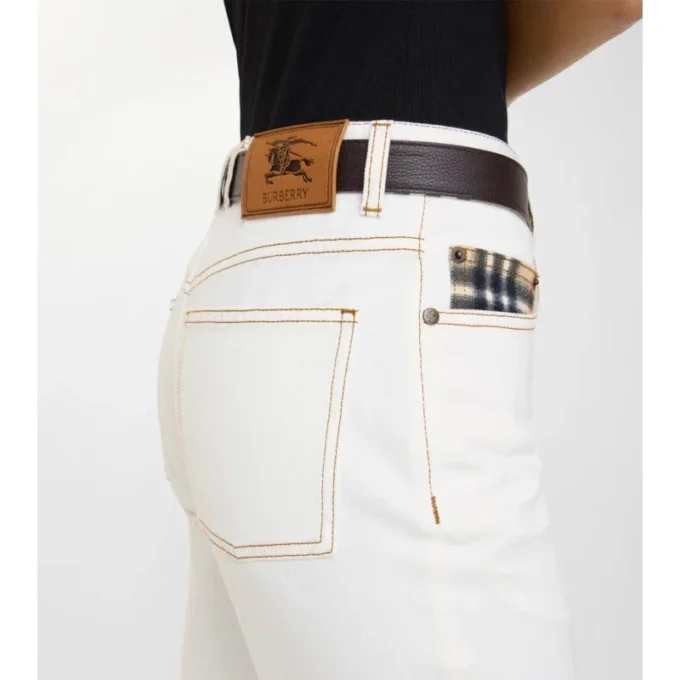 Jeans mit mittlerer Leibhöhe und geradem Schnitt