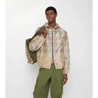 Kapuzenjacke mit Farbverlauf