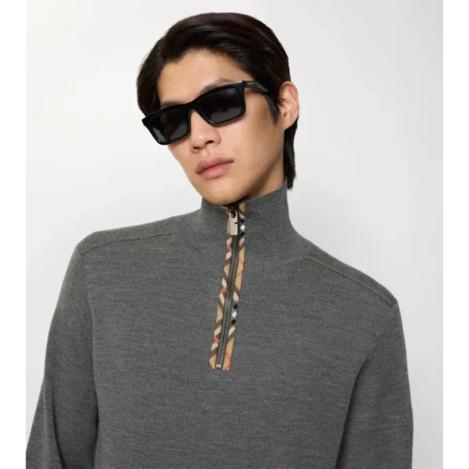 Karierter Wollpullover mit halbem Reißverschluss