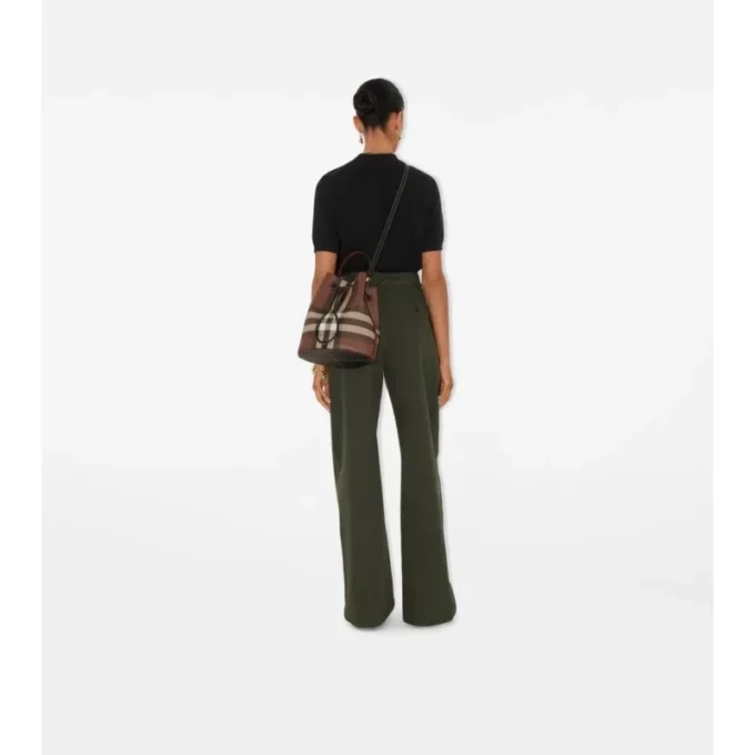 Kleine Bucket Bag mit Karomuster