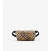 Kleine Gürteltasche mit Karomuster