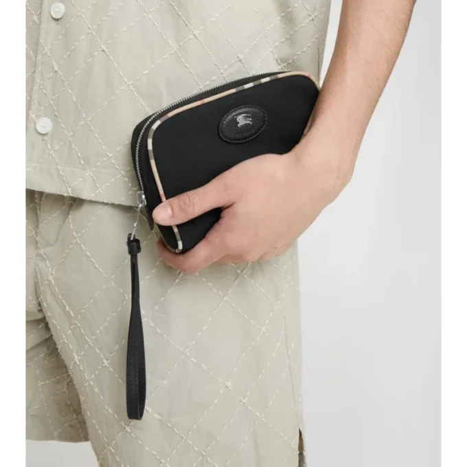 Kleine Pouches mit Karomuster