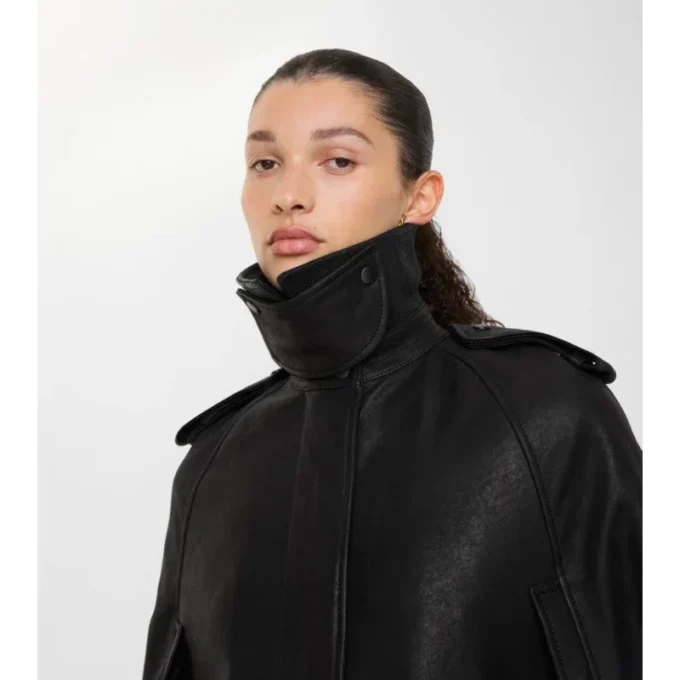 Ledercape