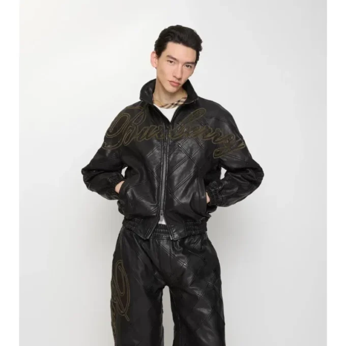 Lederjacke mit kursivem Logo