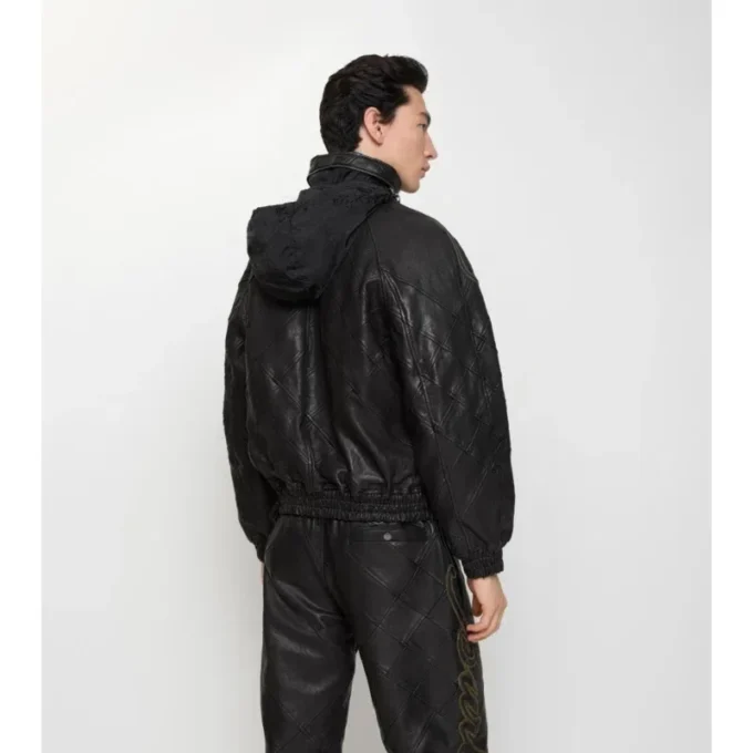 Lederjacke mit kursivem Logo