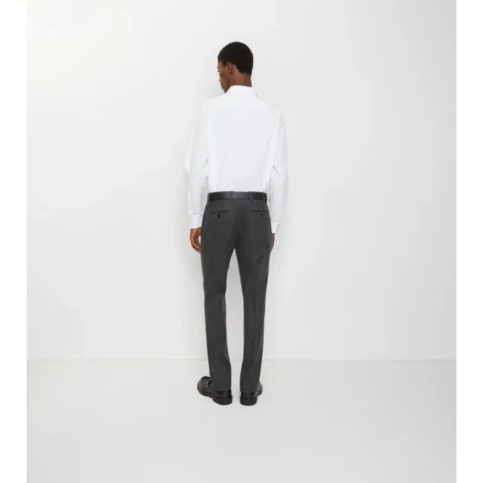 Maßgeschneiderte Hose aus Wollflanell