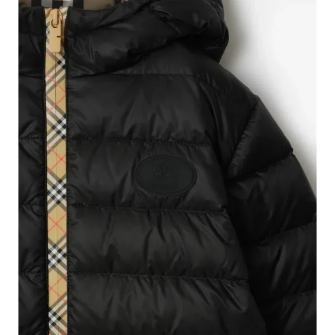 Nylon-Steppjacke mit Kapuze und Karomuster