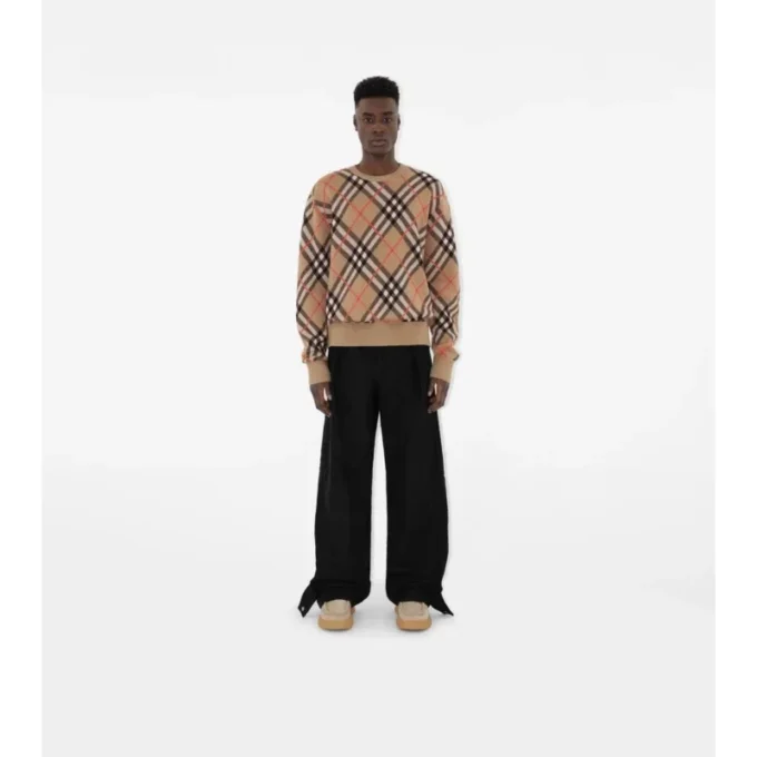 Pullover aus Wolle-Mohair-Mischung mit Karomuster