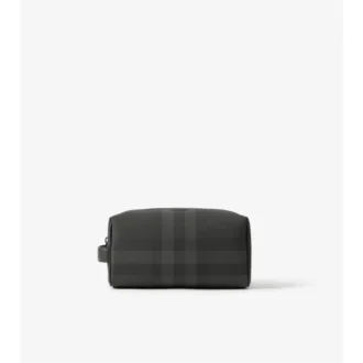 Reisetasche aus Karostoff und Leder