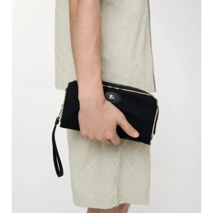 Reisetasche mit mittelgroßem Karomuster