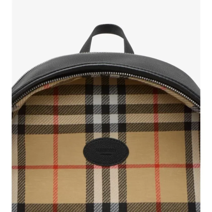 Rucksack mit Ritter-Stempel