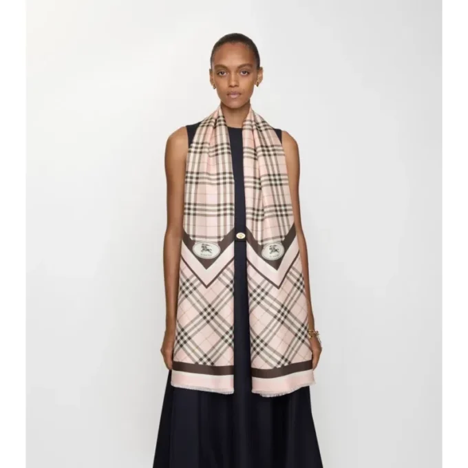 Seidenschal mit Burberry-Karomuster