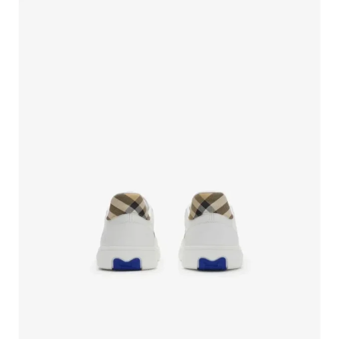Sneaker aus Leder mit Karomuster