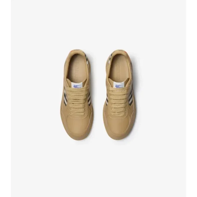 Sneaker aus Leder mit Karomuster