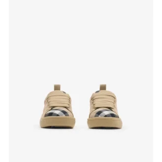 Sneaker mit Karomuster