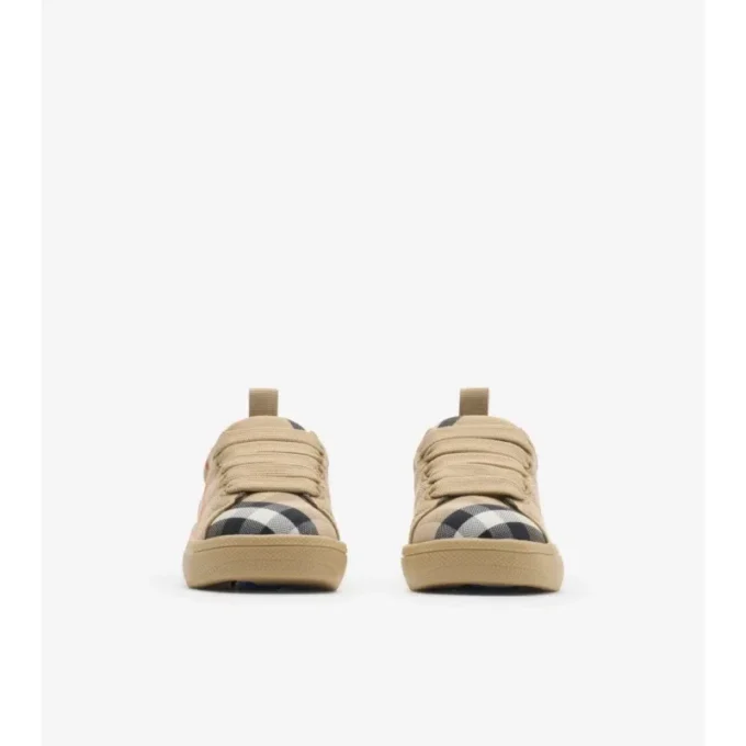Sneaker mit Karomuster