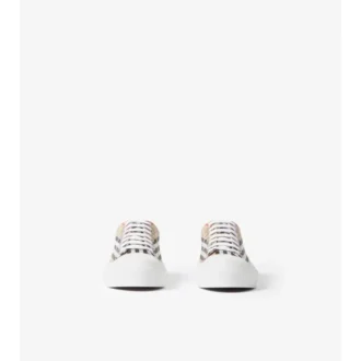 Sneaker mit Karomuster