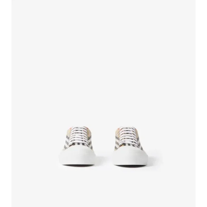 Sneaker mit Karomuster