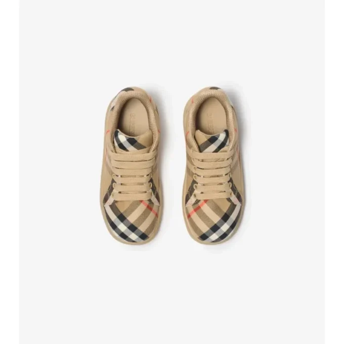 Sneaker mit Karomuster