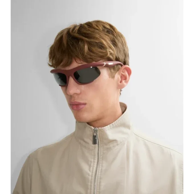 Sportliche Sonnenbrille