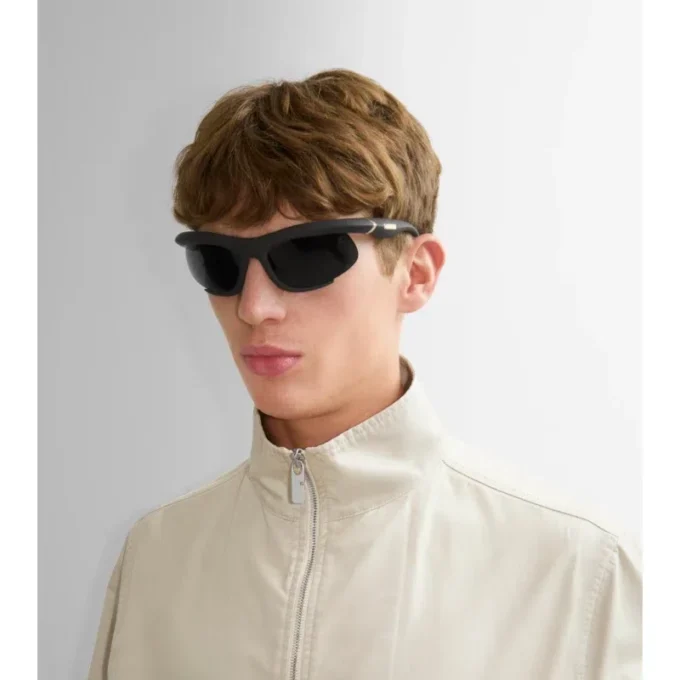 Sportliche Sonnenbrille