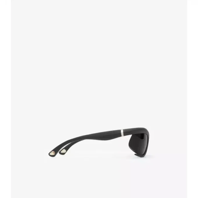 Sportliche Sonnenbrille