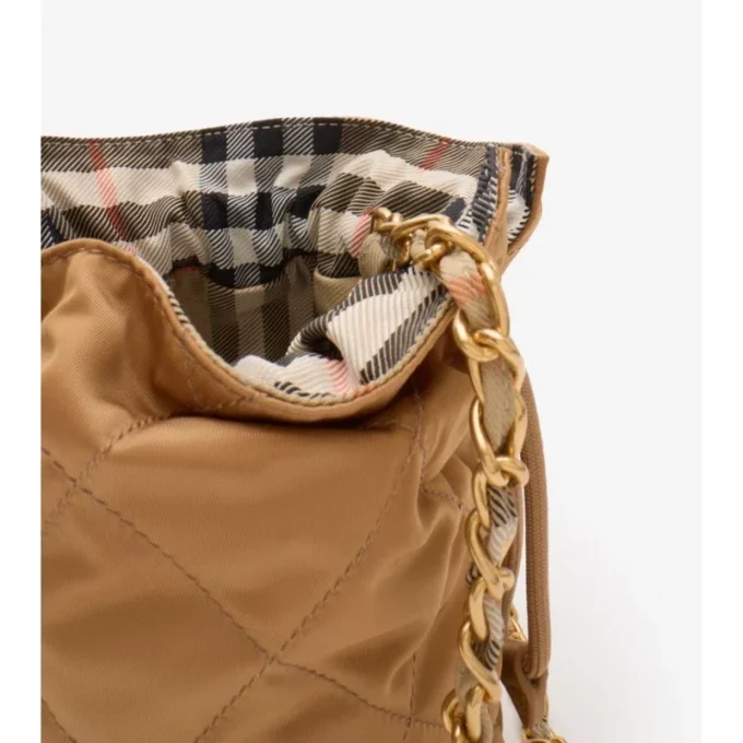 Wendbare Pouches mit Hufeisen-Kette
