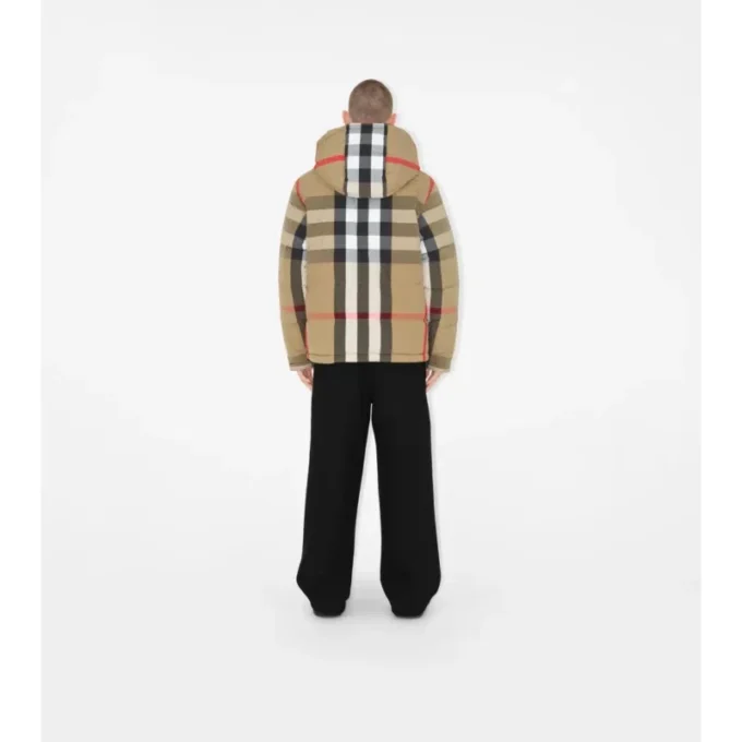 Wendbare Steppjacke mit Karomuster