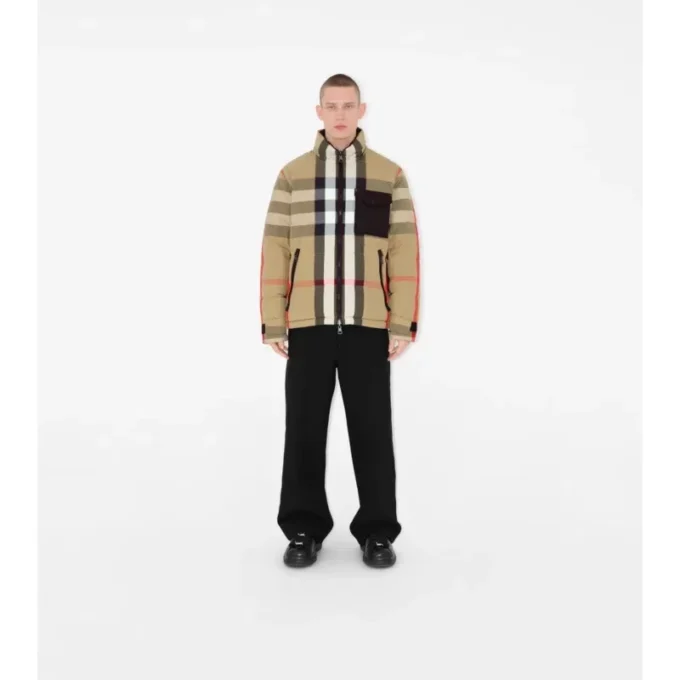 Wendbare Steppjacke mit Karomuster