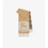 Wendbarer Schal mit Ritter-Stempel